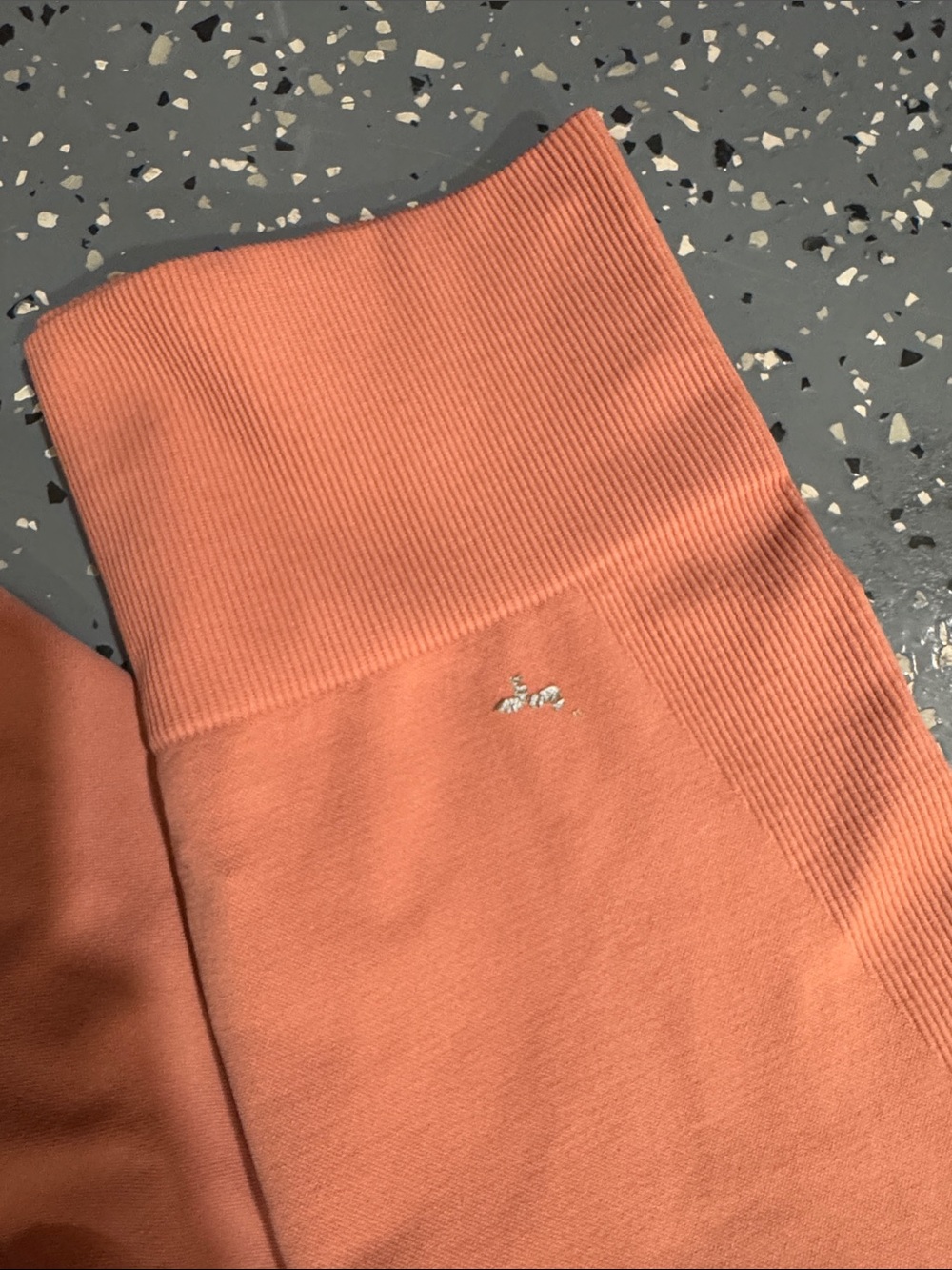 JoyLab Coral High-Waist Leggings
FREE WITH BUNDLE PURCHASE - Picture 2 of 4